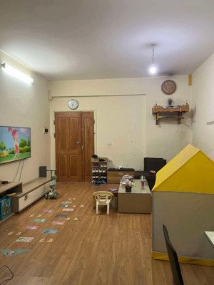 bán gấp căn 2pn 56m ct10a đại thanh tầng trung giá chỉ 2.5x tỷ