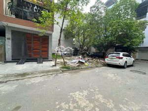 chínhchủ cần bán gấp logoc đất kd vip gần 50m2 cạnh luxury kiếnhưng mặt tiền 14m hơn15ty 