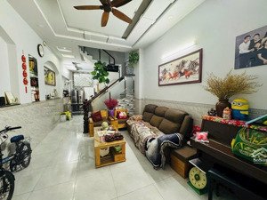 nhà 4 tầng hxh ba vân khu bàu cát 4x14m giá 6.83 tỷ