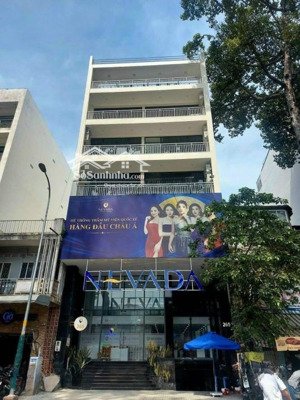 ngộp bank! bán tòa nhà mt khánh hội, q.4 - 7x28m 8 tầng + tm - hđt 180tr đầy đủ pccc - giá 39 tỷ