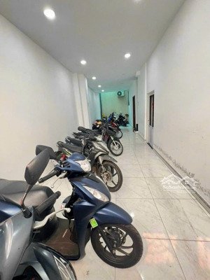 bán chdv 5 tầng khu vực nguyễn thị thập 10 phòng full khách