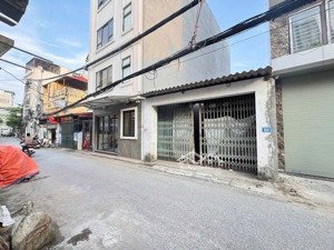 bán nhà 3 tầng 65m2 đường giáp hải gia lâm-oto 7c vào nhà-mt4,6m-khu vực phát triển nhanh tiềm năng