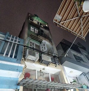 bán gấp nhà vừa ở vừa cho thuê 4pn, 4wc, tại nguyễn thiện thuật, q3, hcm, giá 7,97 tỷ