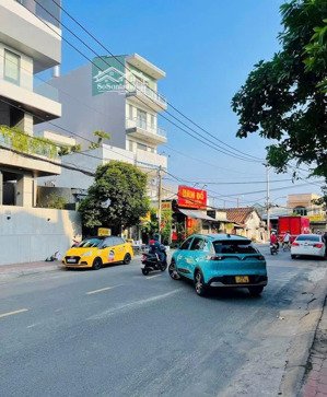 nhà 1,5 tầng mặt tiền đ. trần thị cờ, p. thới an, q12 dt 130m (5x26)m đường 16m11,9tỷ
nhà 1