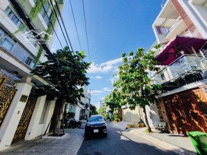 gấp bán - giá tốt nhất khu vực , hẻm nhựa xe tải 8m - trung tâm khu dân trí - sổ đẹp gần 100m2