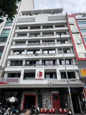 đây là căn mặt tiền rẻ nhất đường nguyễn đình chiểu, quận 3. dt: 120m2 (8,6x14m), hầm 8 tầng. 45 tỷ