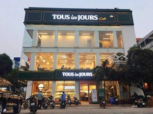 bán siêu phẩm ngang lớn mặt tiền phường bến thành q1 - (8,5x15m) - 4 tầng - hđt: 300tr/th - 80 tỷ