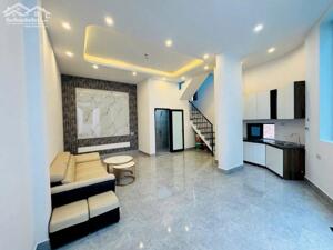 Bán căn nhà 2 tầng ngõ đường Phạm Ngũ Lão, TP Hải Phòng mới, 2 ngủ, vs, chỉ1.59 tỷ giá tốt