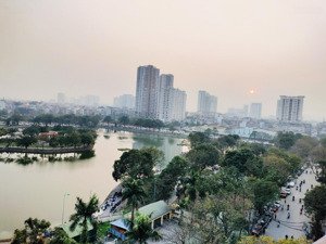 56 tỷ có tòa nhà văn phòng 9 tầng - hồ đền lừ 95m mt6m - lô góc, vỉa hè, kinh doanh.