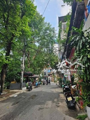 bán nhà hoàng quốc việt cầu giấy dt 89/98m x c4 x mt 6,5m giá 36 tỷ có thương lượng