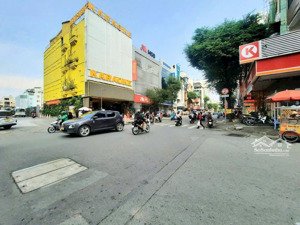 11x22m, 2 mặt tiền kinh doanh bình phú quận 6