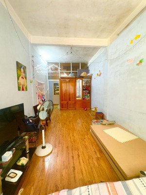 bán nhà núi trúc ba đình, nhà đẹp, ngõ thông, gần phố, cách ôtô 20m