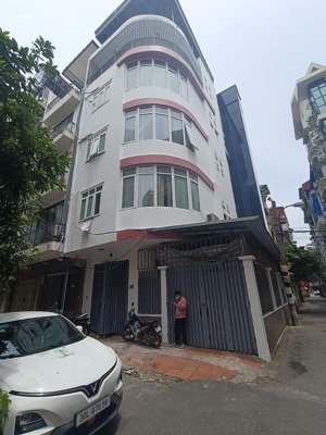 cho thuê nhà căn góc 2 mặt tiền ngay mặt đường trần duy hưng, 75m2, thang máy, full đồ, 38tr.