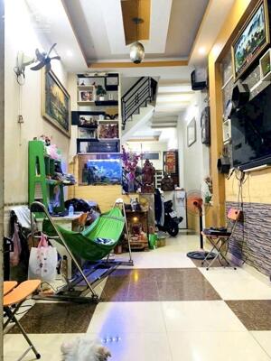 Quận 6, nhà 4 tầng, gần MT, ô tô thông, giá rẻ, nhỉnh 4ty