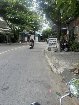 bán gấp nhà 2 tầng mặt tiền đường mai am hải châu đà nẵng vị trí gần đường 3-2, kinh doanh tốt