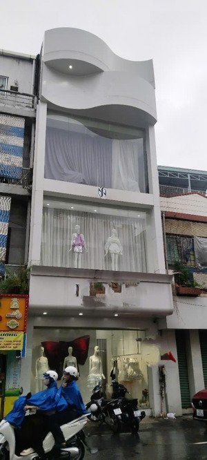cho thuê nhà 193a nam kỳ khởi nghĩa quận 3 gần ngã tư lý chính thắng.