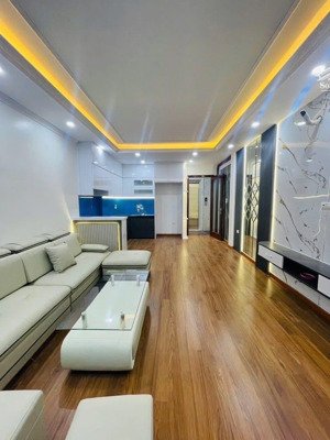 b/án gấp nhà 5 tầng thôn cổ điển a, tứ hiệp, thanh trì gi/á chỉ 5.x tỷ thông tin nhà: di