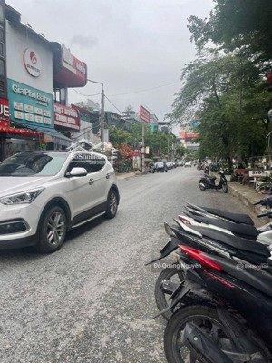 mặt phố mặt chợ mỗ lao - mặt sau ô tô tránh cực thoáng - nhà hai mặt phố hiếm - 83m - mt 5m - 33 tỷ