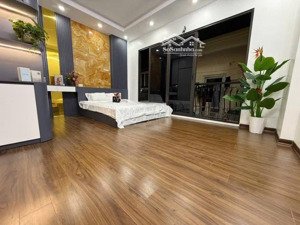 bán gấp nhà yên nội, liên mạc 40m2 x5t, thang máy, ô tô vào nhà, giá đầu tư