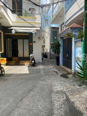 nhà 1/ 27.3m2 khu dân cư hiện hữu hẻm số 8 hồ hảo hớn q1