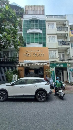 cần tiền bán gấp nhà hẻm 39/21 nguyễn trãi,p.bến thành, q1-dt:3,85x15m-5 tầng- giá : 12,5 tỷ