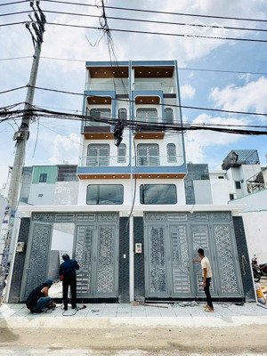 vị trí vừa ở, vừa kinh doanh, mở vp - mặt tiền đường thông 10m - 4m x 25m - xe cộ qua lại tấp nập