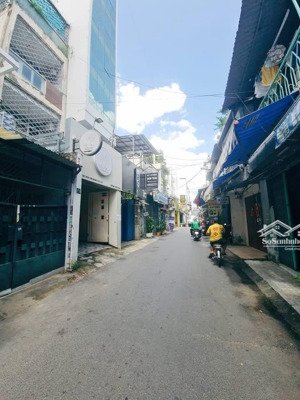 nhà mặt tiền 5 tầng btct.4pn-4wc ngay trung tâm quận 3. dòng tiền 15 triệu/tháng. chỉ 4.x tỷ