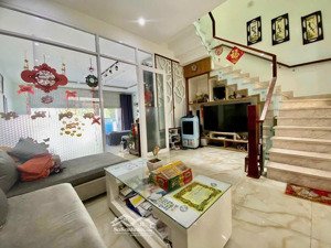 bán nhà 3 tầng đường b2 kđt vĩnh điềm trung, tây nha trang. 108m2 ngang 6m. giá bán 8 tỷ