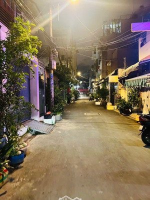 2 mặt tiền hẻm xe tải thông-đường văn cao,tân phú -4tầng mới đẹp, sang chảnh -80m2 -khu dân trí cao