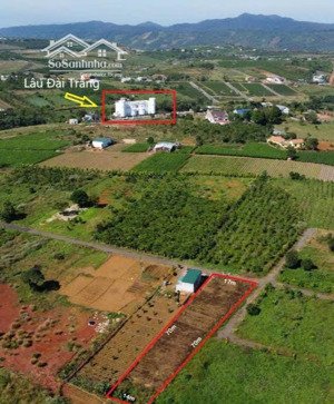 hơn 1.000m2 có sẵn thổ cư gần thác dambri bảo lộc!! thế đất tạo cảnh quan cực đẹp