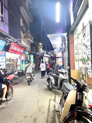 nhà đẹp mễ trì - 6 tầng thang máy- mặt phố kinh doanh sầm uất- ngõ thông ô tô chạy vòng quanh