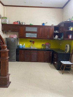 cho thuê nhà đẹp, văn phòng, nguyên căn 3 tầng, tại phố ngô quyền, hà đông.