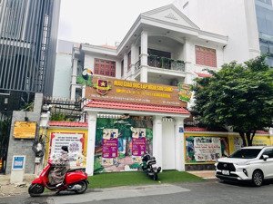 biệt thự mặt tiền đường huỳnh lan khanh - tân sơn hoà - khu sân bay - 15x16m - 108tỷ