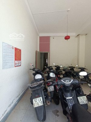 nhà 4 tầng, mt đường nhựa, 11 phòng trọ, thu nhập 20tr tháng, hải châu. lh 
