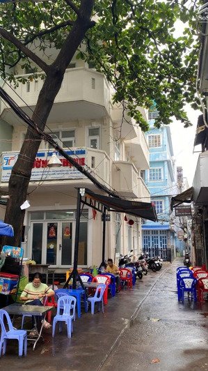 chính chủ cần bán nhà mặt tiền đường cách mạng tháng 8, p 11, quận 3. dt 68.6m2, giá 27 tỷ