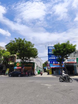 bán nhà 2 tầng lê thanh nghị giá rẻ nhất thị trường. lh 