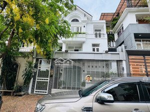 chính chủ bán gấp biệt thự đẹp - kdc nam long trần trọng cung quận 7, dt: 8x24m - giá thật: 27 tỷ