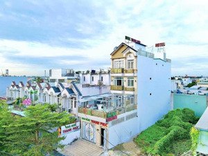 bán gấp nhà nghỉ 4 tầng đường hà huy giáp, p. thạnh xuân, q 12 - 180m2 (6x30) 15p - 130tr/th