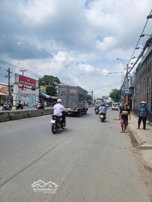 mặt tiền kinh doanh đường hà huy giáp gần cầu an lộc 159m2 (4,6x35) chỉ 11,5t diện tích lớn