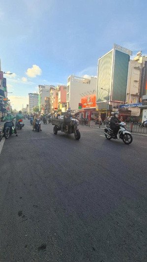 căn góc 2 mặt tiền dương bá trạc quận 8 liền kề quận 1, ngang hơn 5m chỉ 12 tỷ