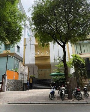 siêu phẩm toà nhà hầm 7 lầu, đường 28 trần quốc thảo, p. võ thị sáu, quận 3
