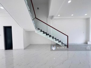 cho thuê shophouse uni - town mặt tiền đường an dương vương, mới hoàn thiện, full nội thất