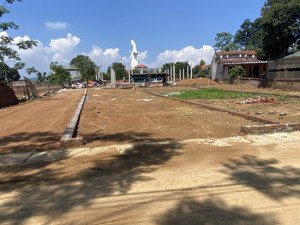 bán đất lô góc sát đường dh09, hòa thạch, quốc oai, hà nội, 200m2 full thổ cư giá trẻ bên cạnh