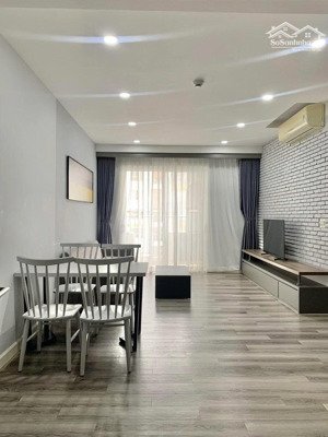 cần cho thuê cc ski center dt 75m2 2pn 2wc full nt giá 14tr/th lh hân