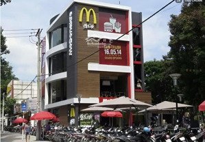 cho thuê nhà đẹp, địa chỉ 2-2a trần hưng đạo, trung tâm quận 1