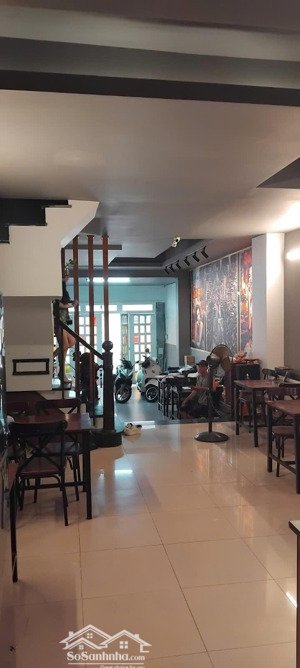 nhà đẹp giá tốt 3 tầng 4.6x23m, sát đường song hành giá 69tr/m2