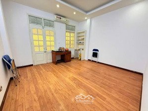 bán nhà riêng 19 tỷ, 50m2, 5pn, 5wc tại phạm tuấn tài phân lô ô tô chạy vòng quanh cực đẹp