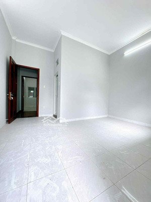 siêu phẩm đầu tư 3 lầu mới đẹp oto vào nhà ở hay kinh doanh đều tuyệt