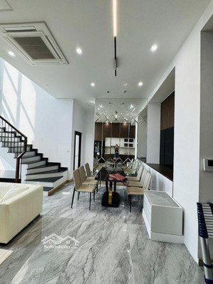 bán căn hộ penthouse 2 tầng sky oasis hoàn thiện full đồ chỉ 6,3 tỷ