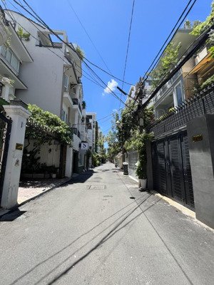 bán gấp nhà hẻm xe hơi 6,6m lê văn sỹ phường nhiêu lộc ( quận 3 cũ )